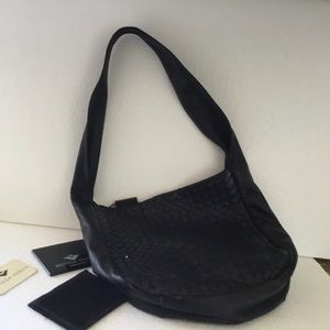 Authentic Black Bottega Veneta Hobo intrecciato woven lamb skin shoulder bag